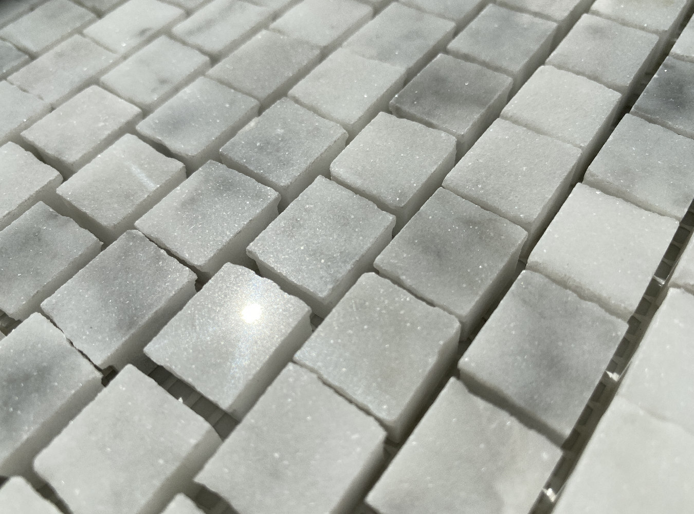 C29P Carrara White Marble HandClipped Random Broken Mosaic Tile Polished