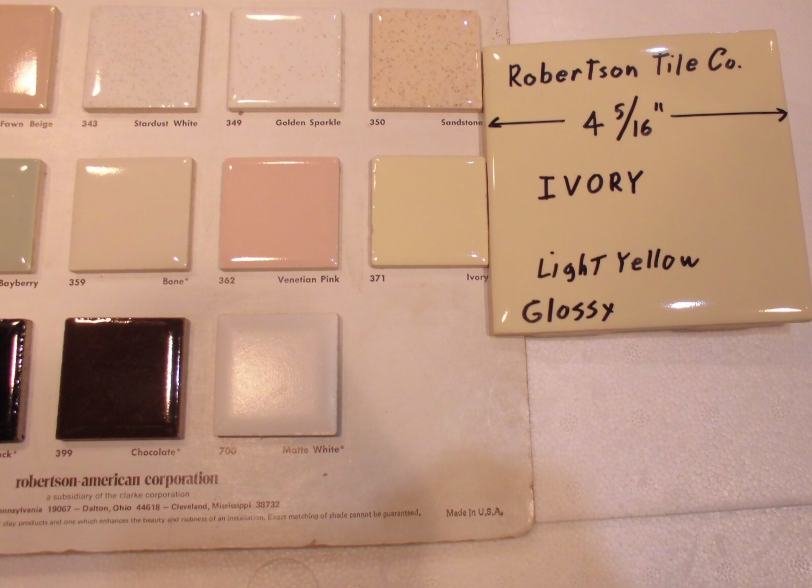 1 pc. Ivory – Light Yellow: 4-5/16″ Glossy Ceramic Tile by Robertson Co. NEW