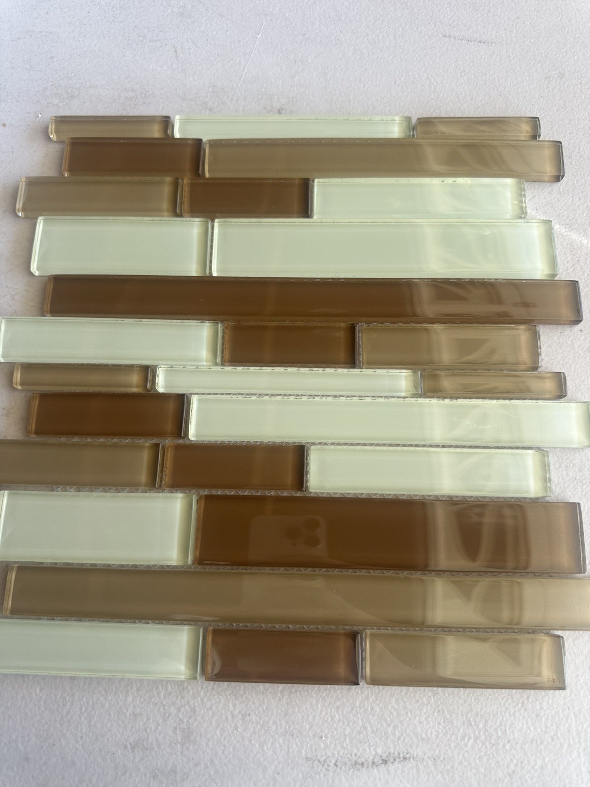 Light Beige Mix Glossy Glass Mosaic Staggered Mesh Mounted