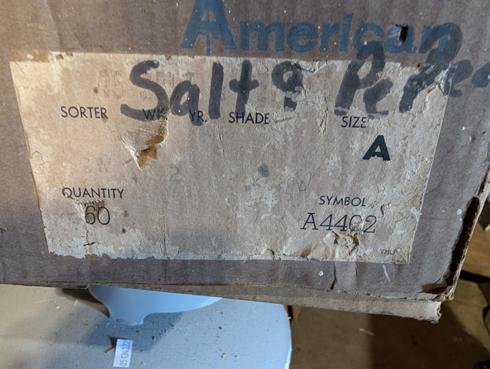 2 pcs American Olean Salt & Pepper #45 A4402 Ceramic Tile Mud Bullnose 4-1/4″