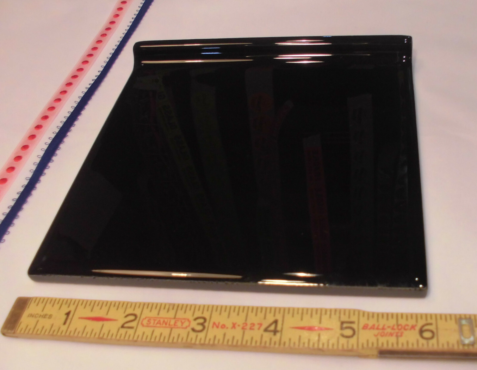 lot of 6: Glossy Black: Flat Top; base/cove Ceramic Tile: 6″ X 6″ with Defects