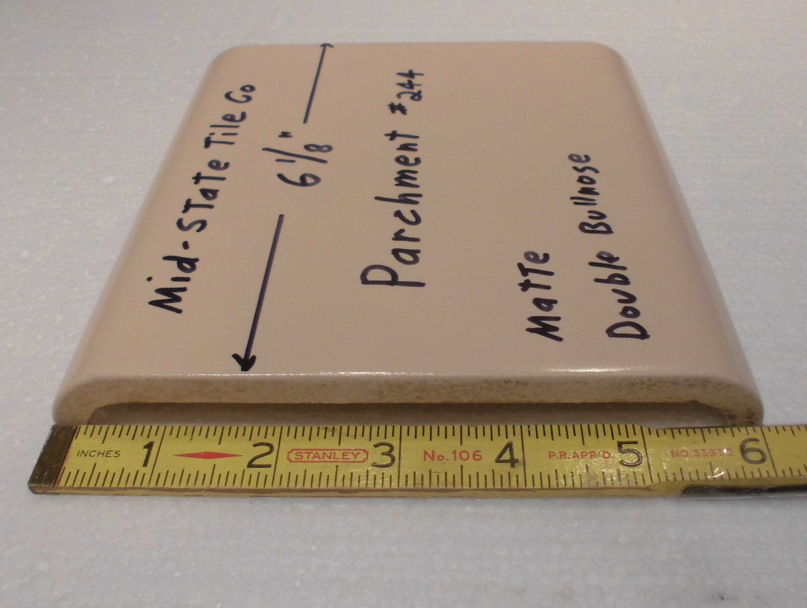 1 pc. Light Brown – Parchment; 6 1/8″ Double Radius Bullnose Glossy Ceramic Tile