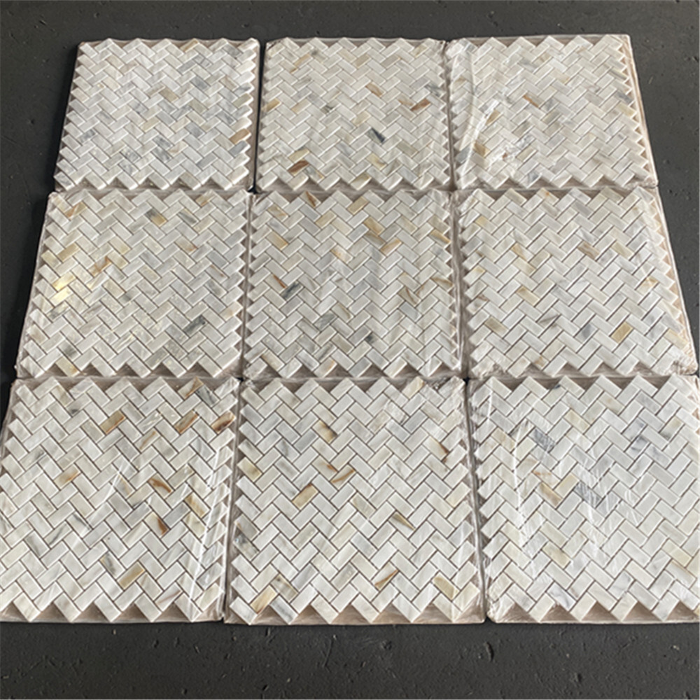 G70XH Calacatta Gold Calcutta Marble 5/8×1-1/4 Herringbone Mosaic Tile Honed