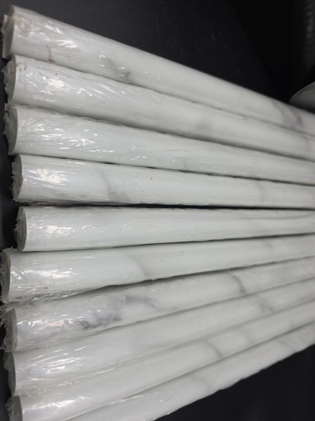 18-Pack Grecian White Resin Marble Pencil Liner Tile Trim, 3/4” x 3/4″ x 12″