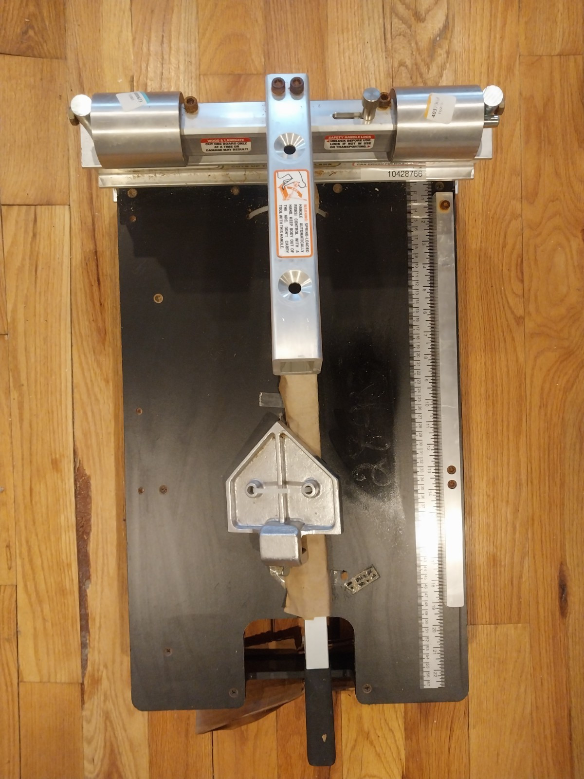 NEW, Crain 673, 13″ Flooring Cutter Wood, Vinyl, LVP, LVT And Laminate Flooring