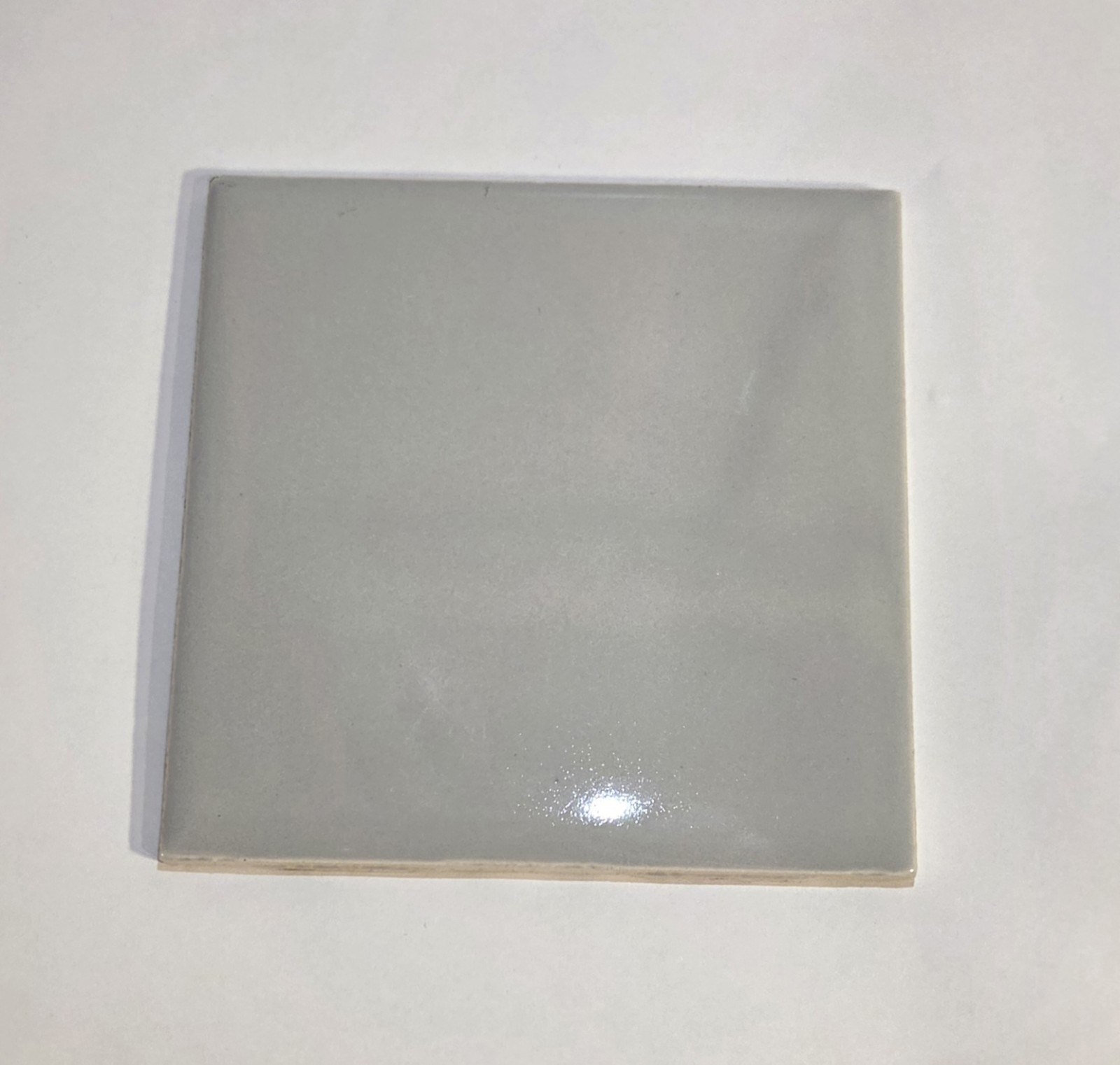 1 Tile 4-3/8″ Glossy Light Gray/Blue Tile U.S.A.