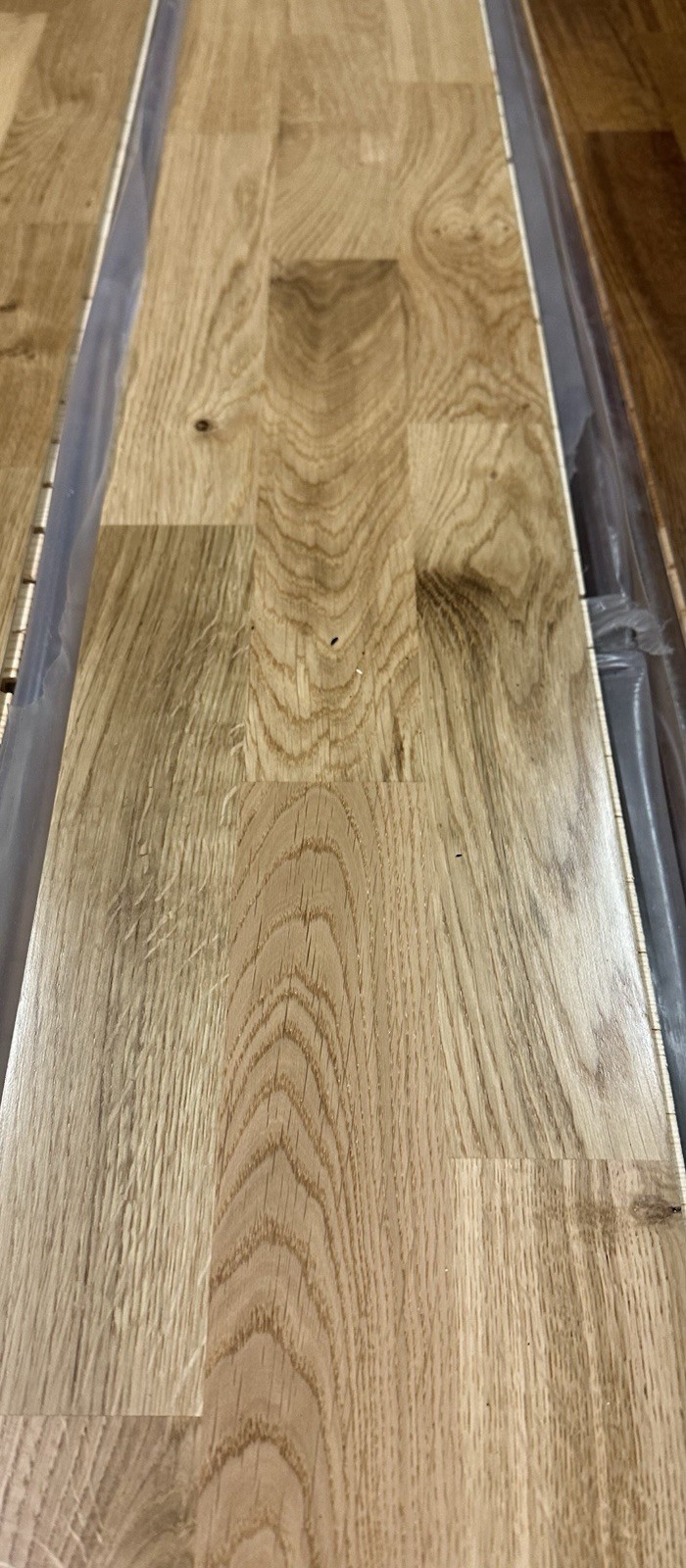 Engineered Hardwood Flooring, 125.2 Sq Ft Of Kahrs Monte Carlo Oak