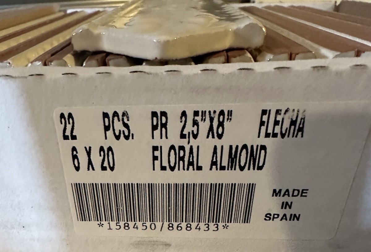 Vintage White Floral Almond Boarder Tile Trim 2.5” x 8” Made in Spain Box of 22