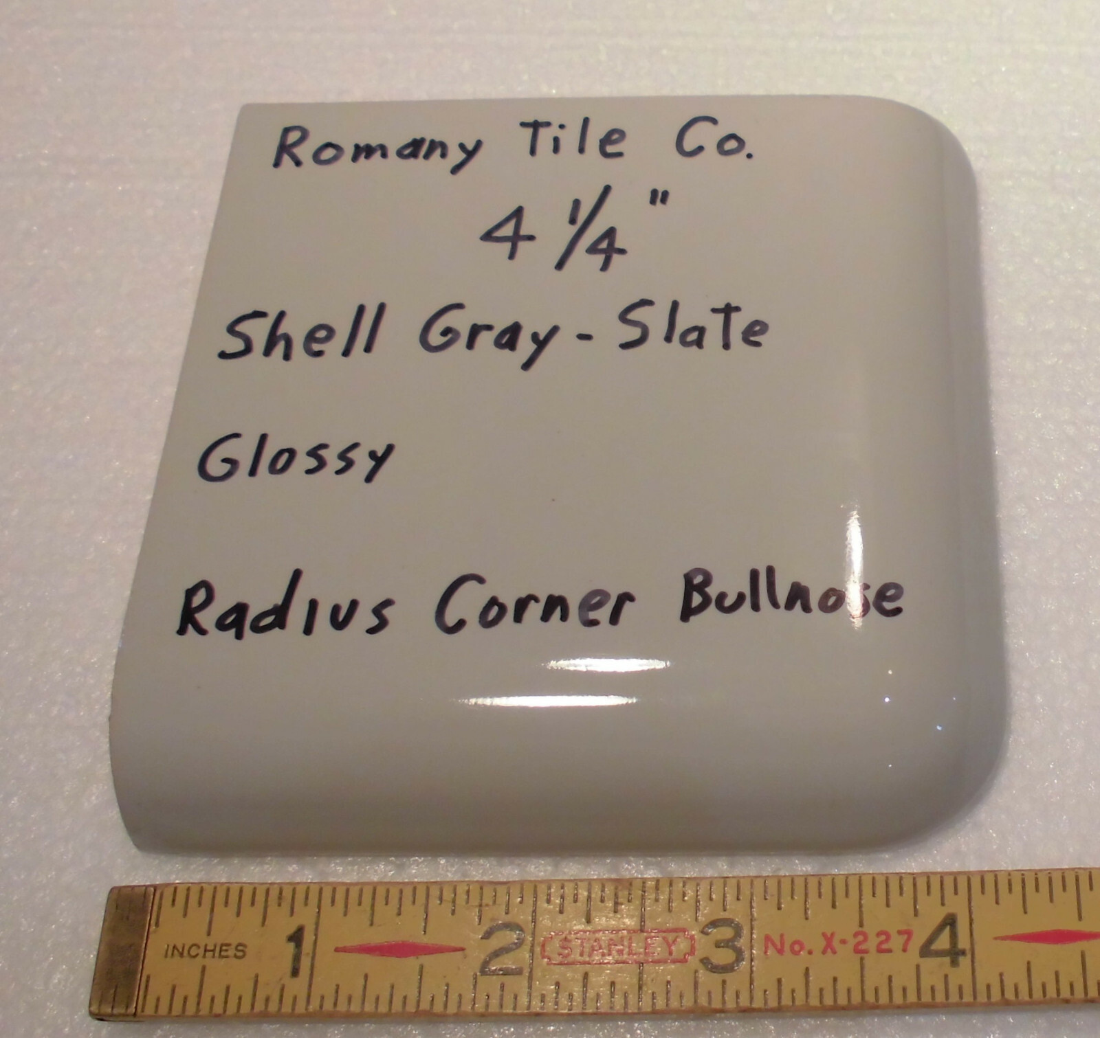 1 pc. Slate / Shell Gray: Radius Corner Bullnose Ceramic Tile 4-1/4″ Glossy, NOS