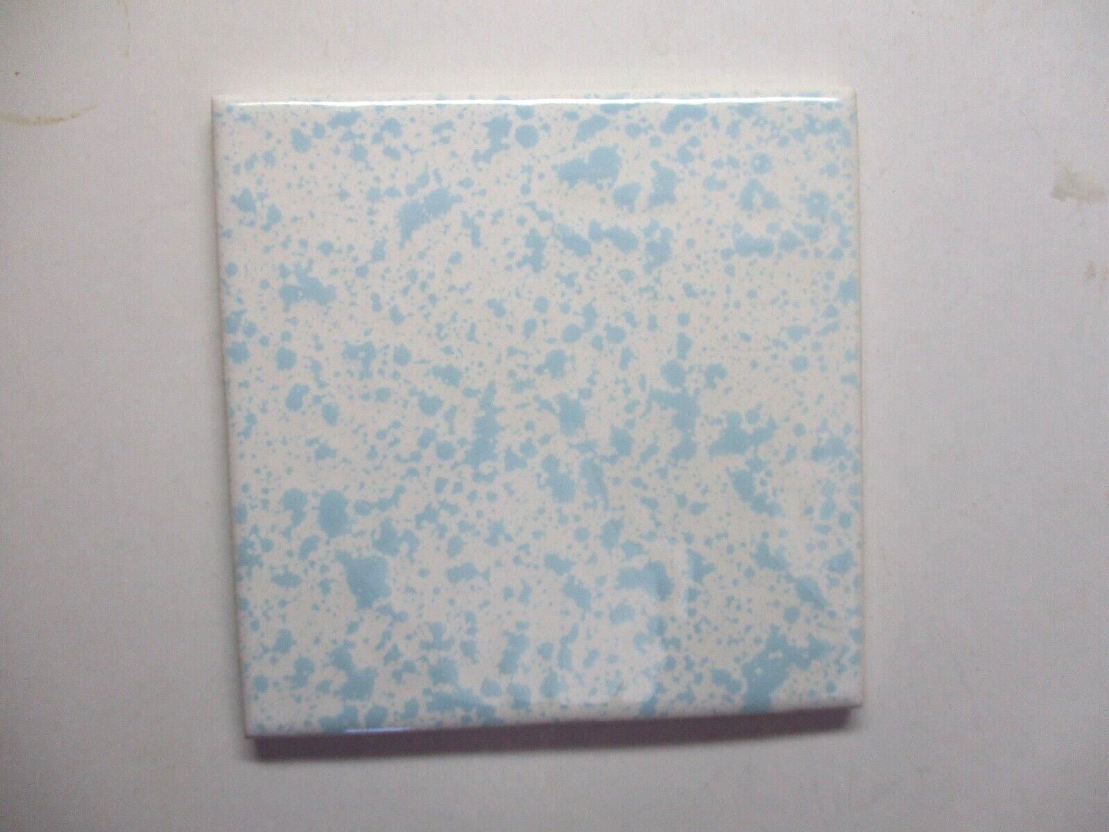 1 Wall Tile Florida USA FT 4-3/8″ Ceramic Mottled Sky Blue on Off White Vtg MCM