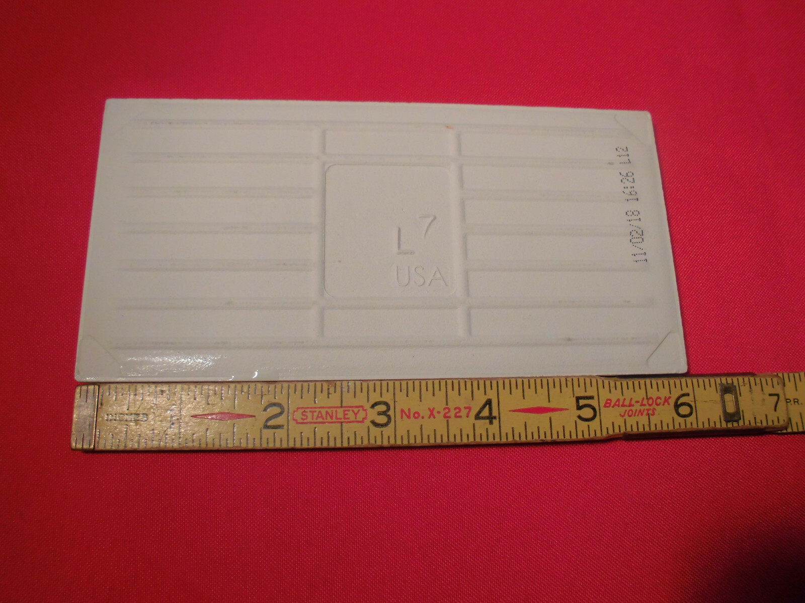 1 pc. Biscuit by Daltile #K175; 3″ X 6″ Glossy Ceramic Tile; New Stock, Mint