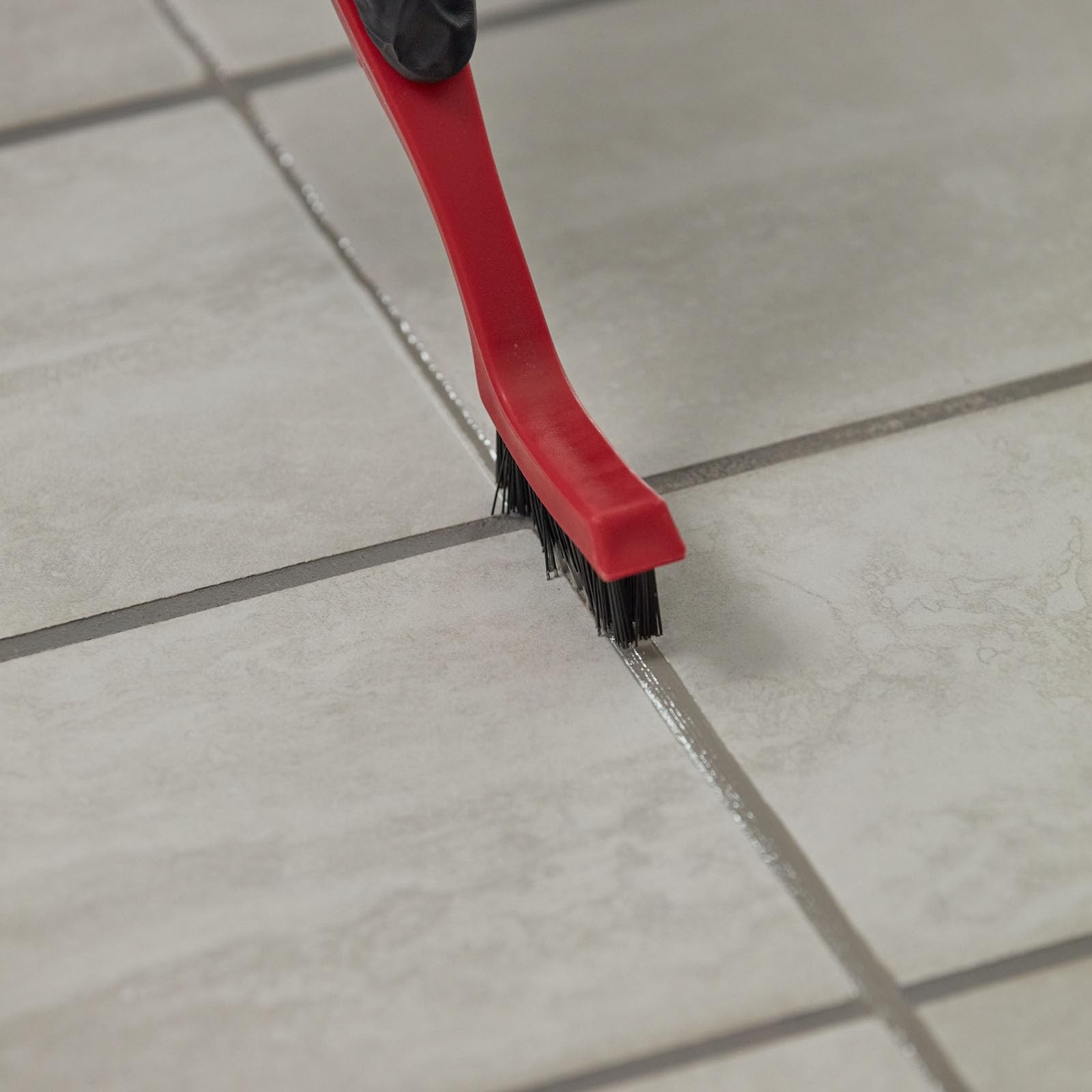 MAPEI UltraCare Grout Refresh Colorant and Sealer for Tiled Surfaces 8 oz