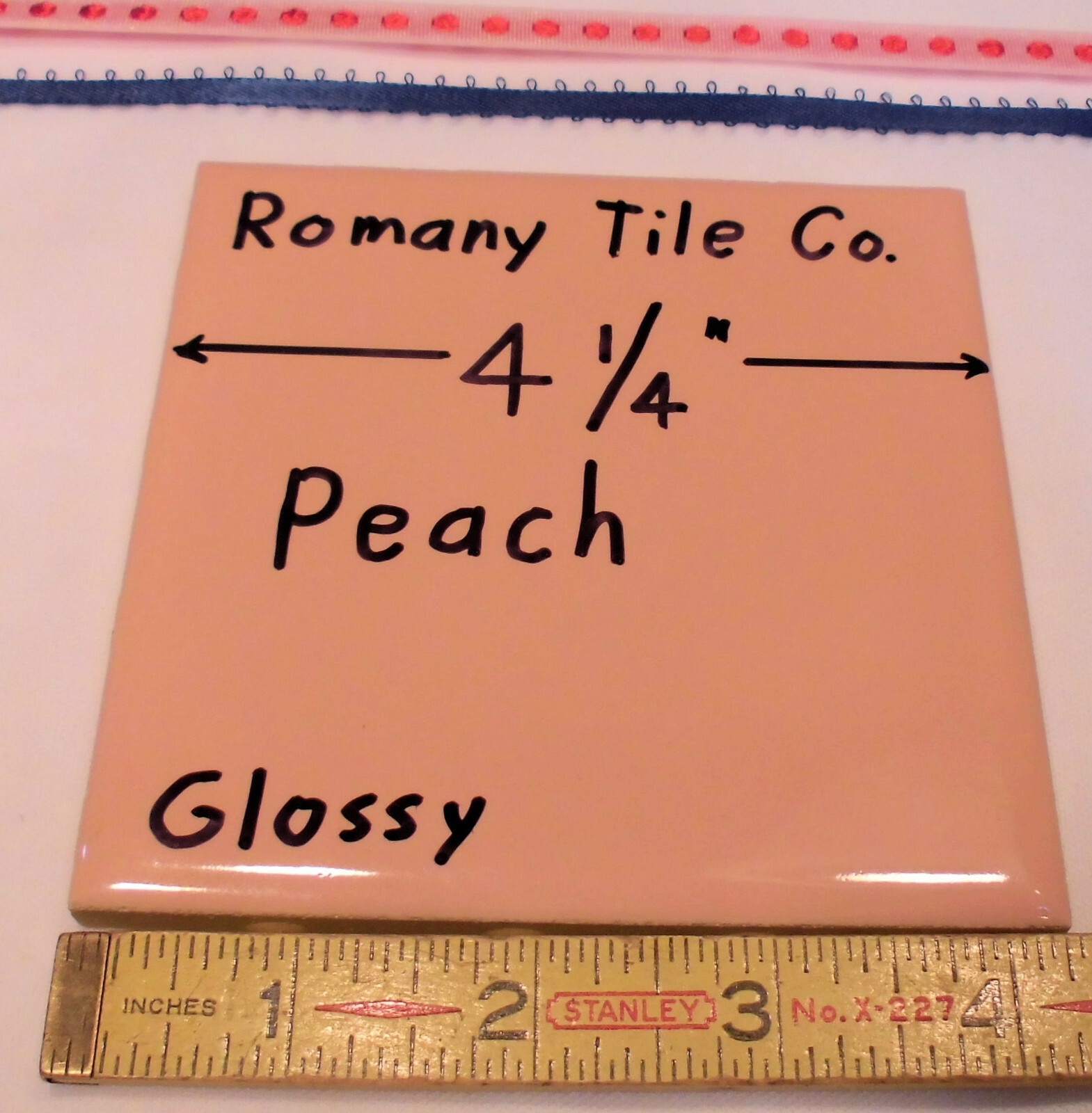 1pc. Peach 4-1/4″ Glossy Ceramic Tile; Romany Co. Defects 1/8″chipped edge +