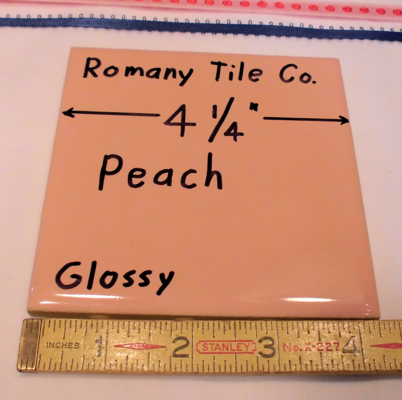 1pc. Peach 4-1/4″ Glossy Ceramic Tile; Romany Co. Defects 1/8″chipped edge +
