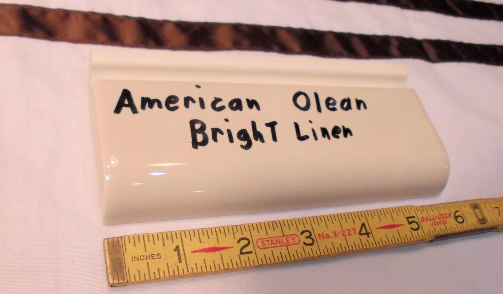 1 pc. *Bright Linen* Ceramic Radius Bullnose Tile by American Olean Co. NEW 6″