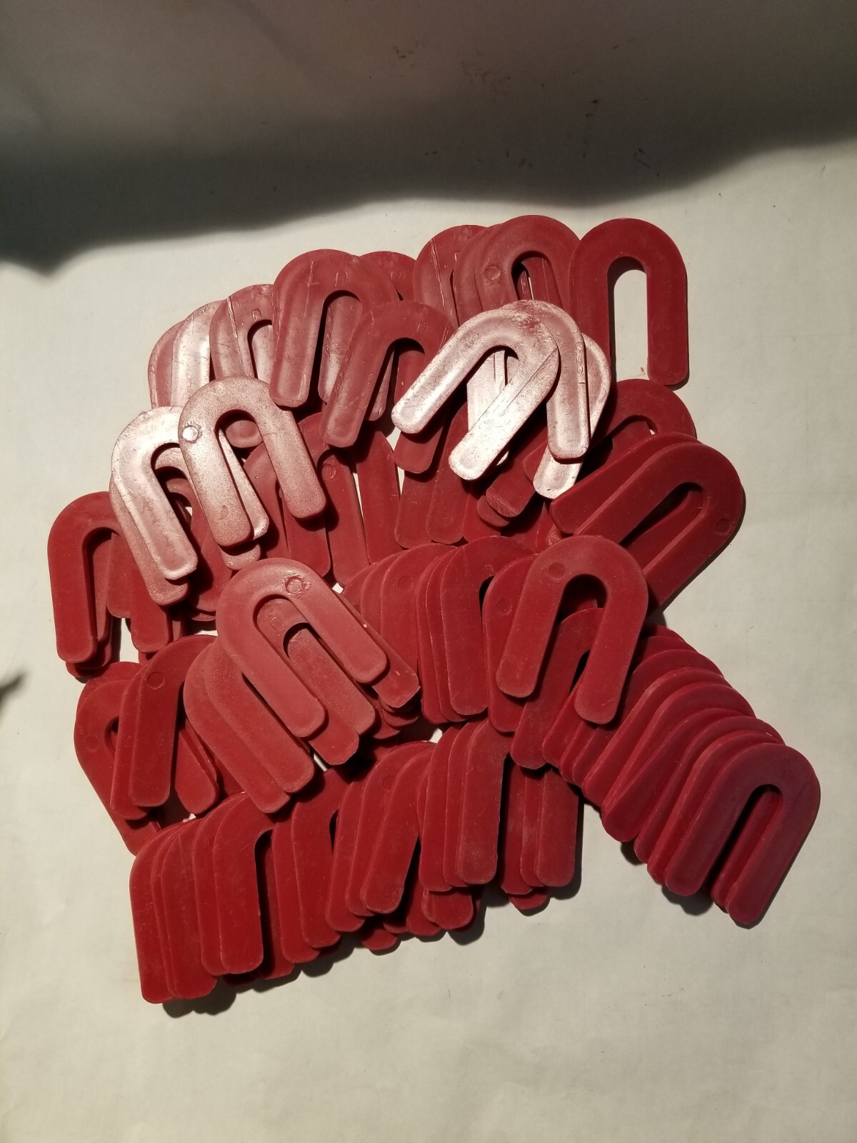 75 Shims Plastic Horseshoe Tile Spacer 1/8 Inch x 2.75″ x 1-7/8″ (lot of 75)