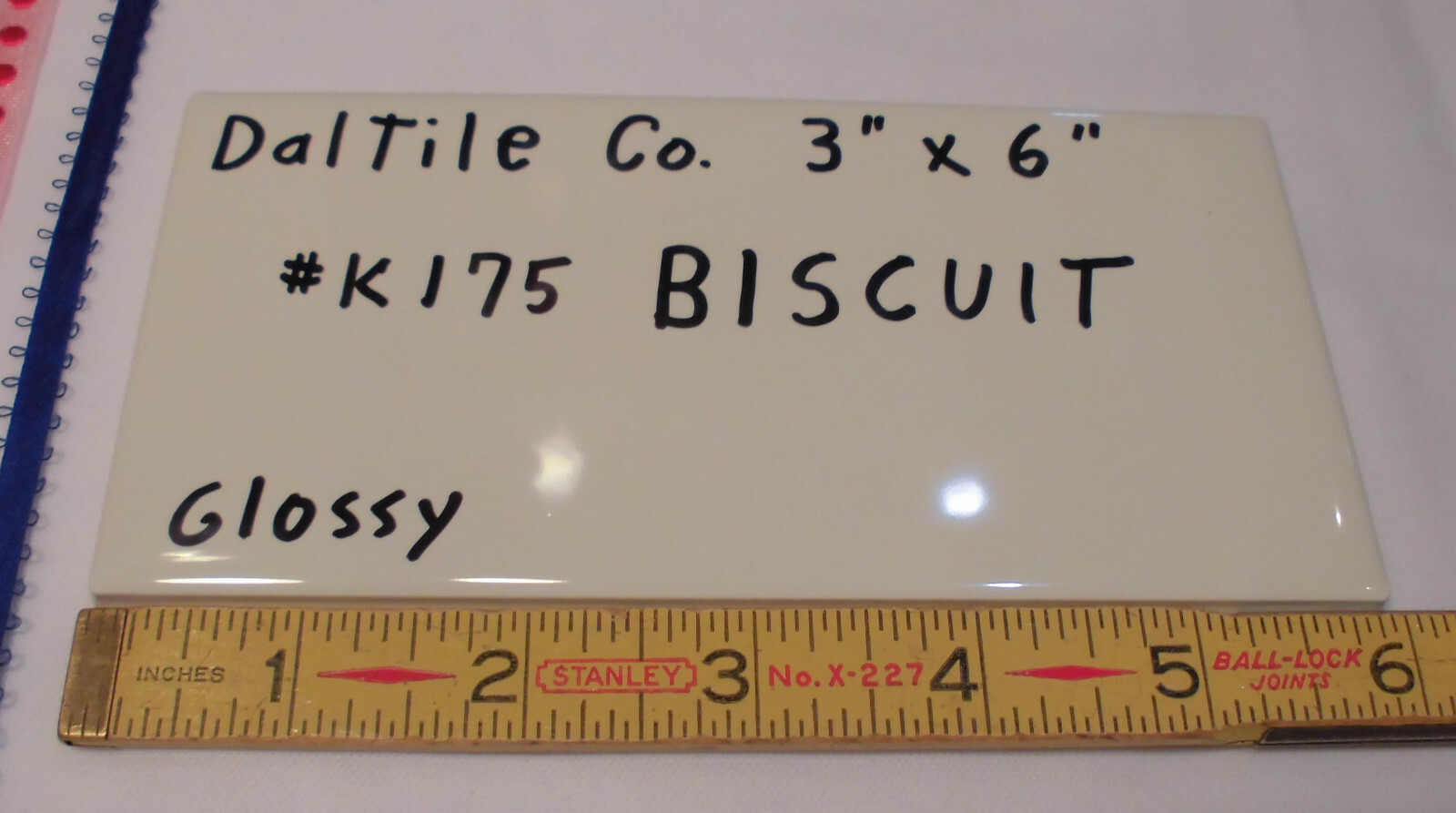 1 pc. Biscuit by Daltile #K175; 3″ X 6″ Glossy Ceramic Tile; New Stock, Mint