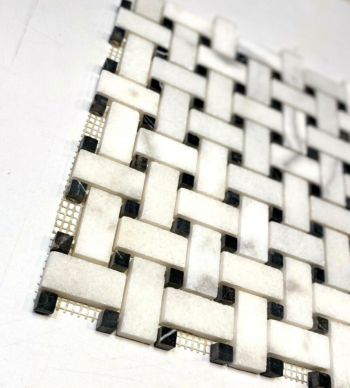 Carrara 1×2 Honed w/ Black Marble Dots Basketweave Floor Mosaic Tile Bathroom