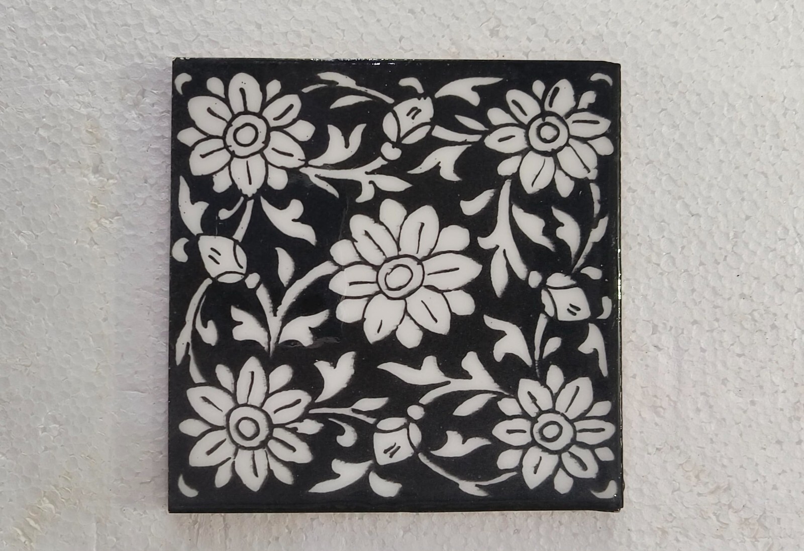 Interior Exterior Flooring Wall Ceramic Tile Black & White 4 x 4 in Set of 6