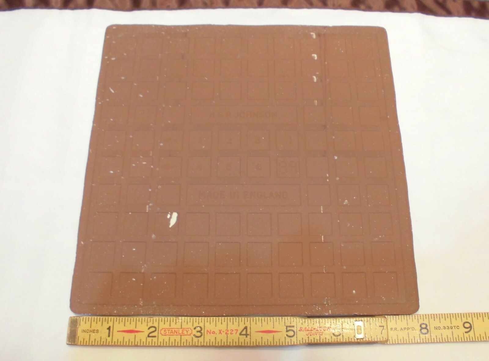 1 pc. Ceramic Floor Tile 8″ X 8″ *Off White-Peppered* Bumpy-Wavy-Scalloped NEW
