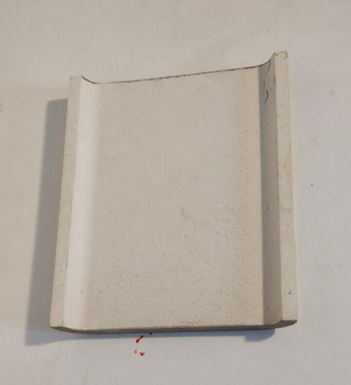 1 Wheeling Double Corner Ceramic Saddle Tile Cap U Shape Pale Yellow 6-1/8″ Vtg