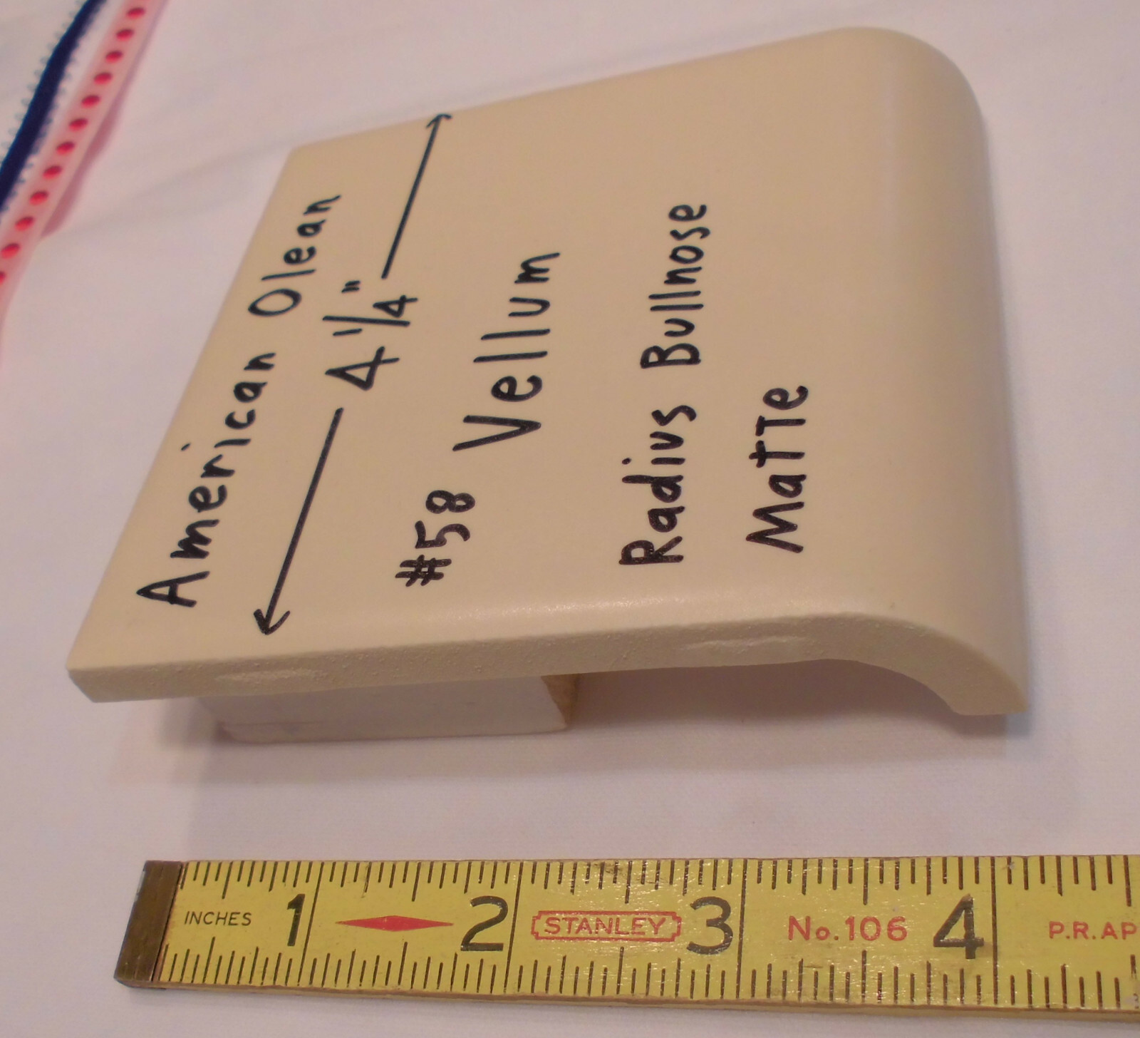 1 pc. Vellum – Tan: Matte Radius Bullnose Ceramic Tile 4-1/4″ American Olean