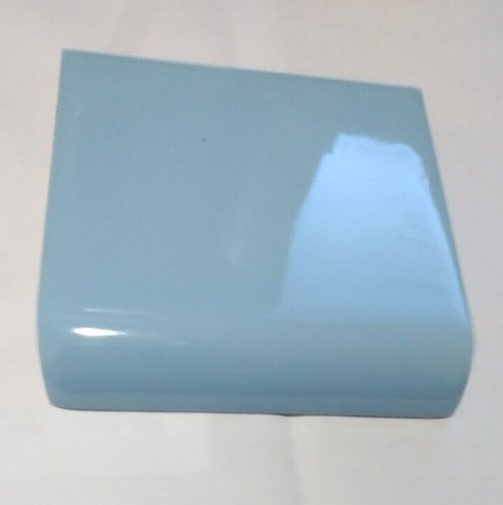 1 Mosaic 4402 USA Outside Corner Wall Tile Radius Curved Cap 4-3/8 Baby Blue Vtg