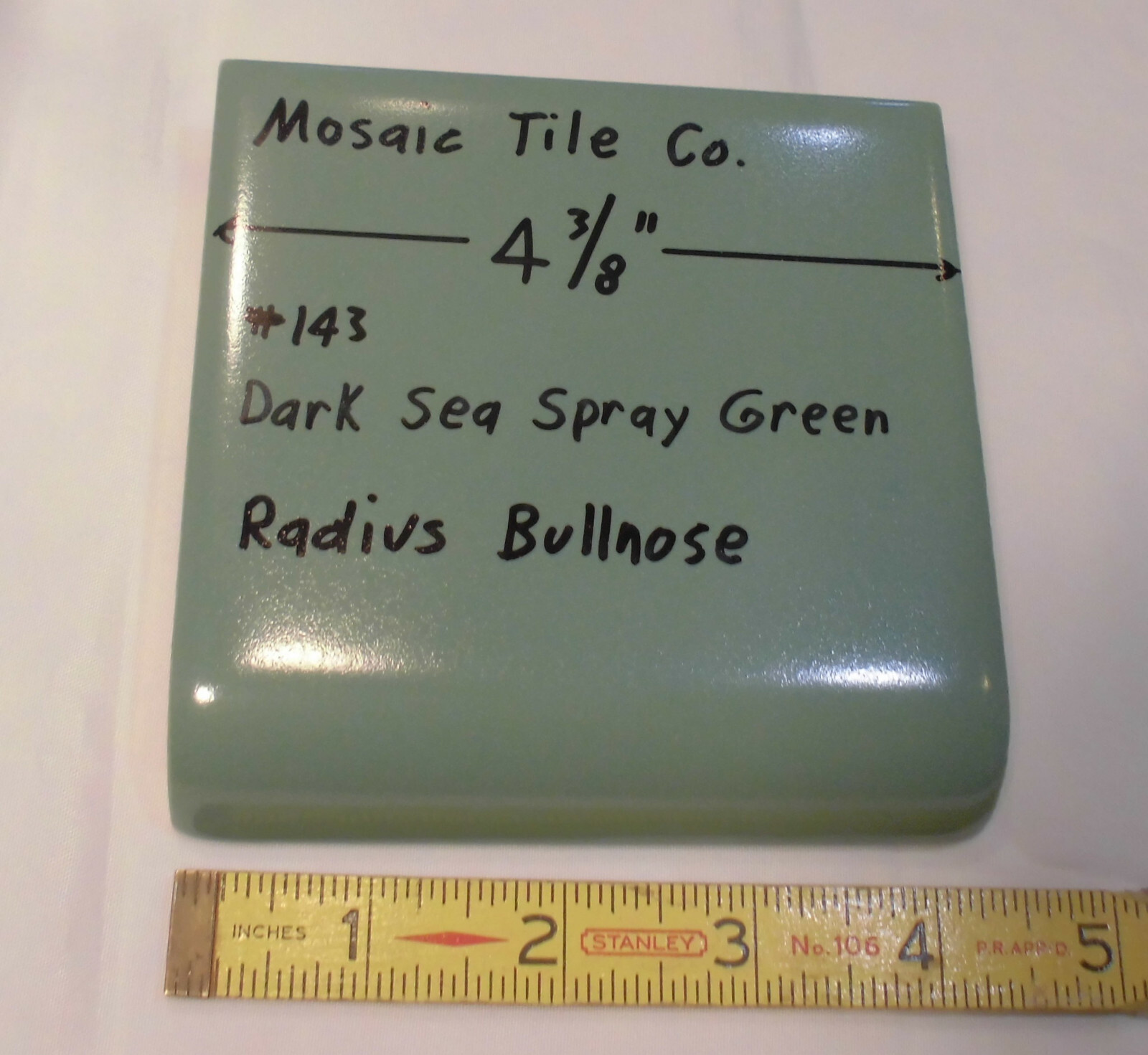 1 pc. Dark Green; Matte Radius Bullnose Ceramic 4-3/8″; by Mosaic Tile Co. NOS