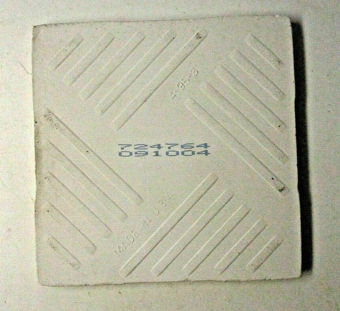1 Wall Tile US Ceramic 724764 091004 Gloss Light Pale Pink 4-1/4″ Vintage 1990s