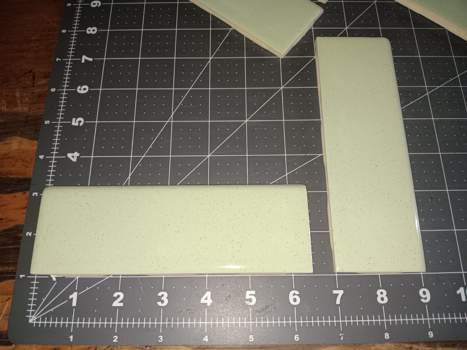 20 pieces Unused Antique Tile 2 x 6 Bullnose Trim SPECKLED GREEN Kitchen Bath