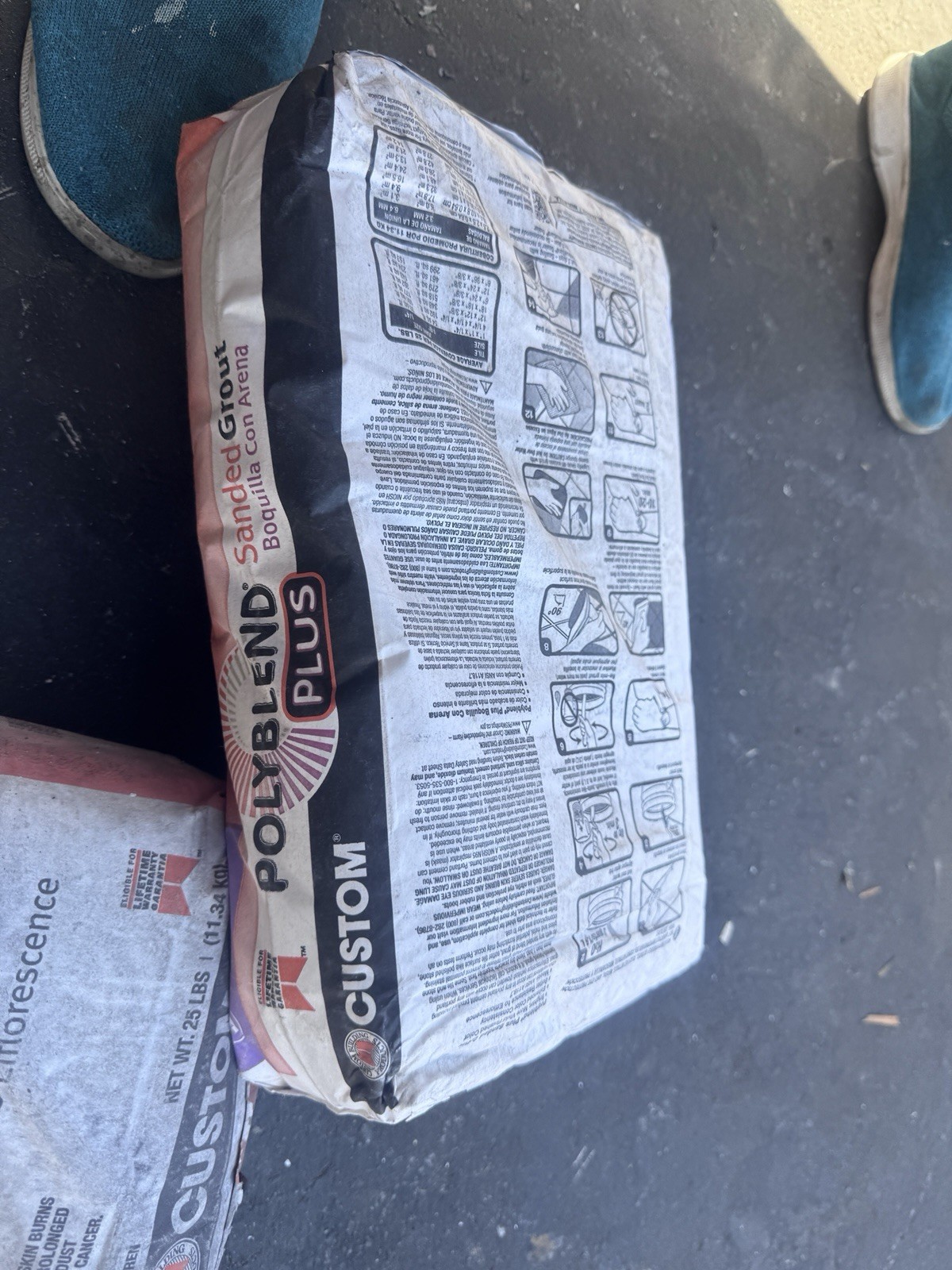 Custom Building Products PolyBlend Plus Sanded Grout 25 lbs Arctic White