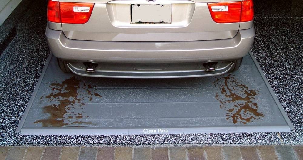 Garage floor mat- water, mud protector Park Smart 7.5×16 Clean Park- New in Box