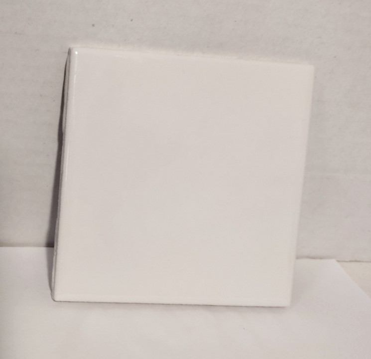 1 Wall Tile US Ceramic 724764 001003 Gloss Snow Off White 4-1/4″ Vintage 1990s