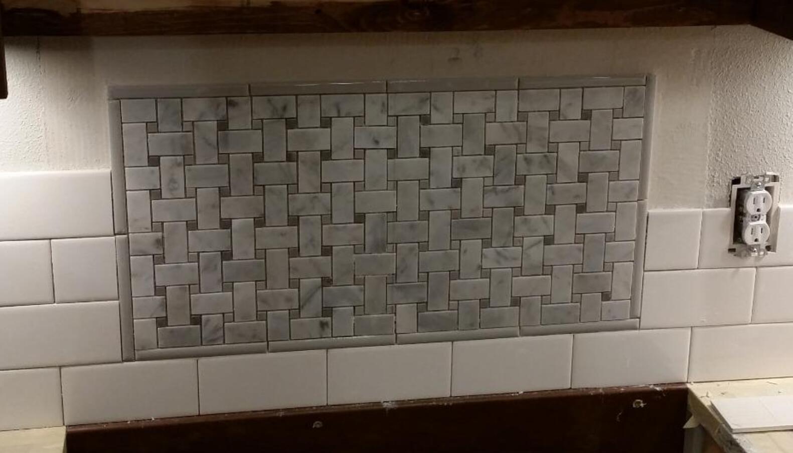 C653XH Carrara White Marble 1×2 Basketweave Mosaic Tile Gray Dots Honed