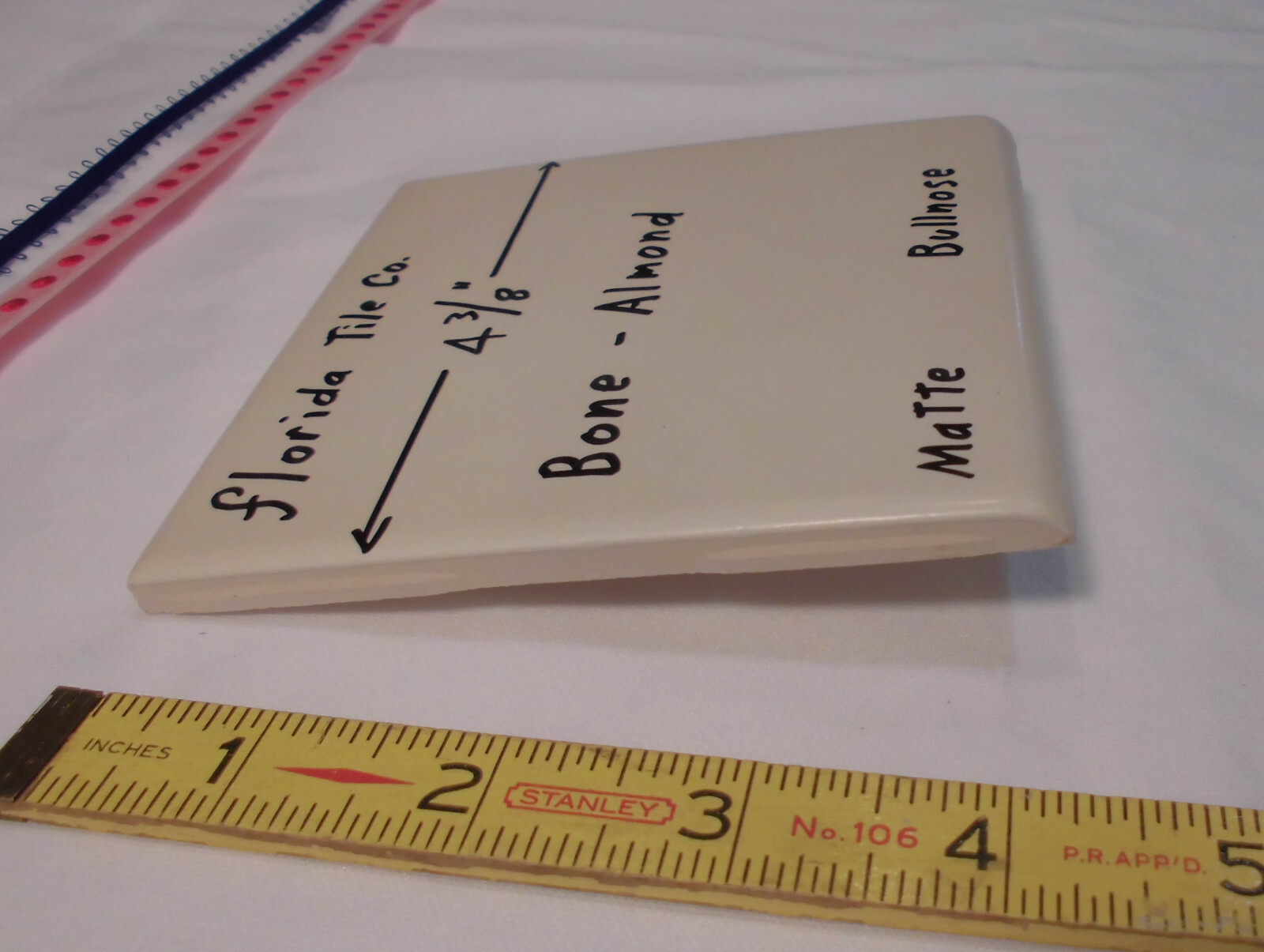 1 pc. *Bone – Almond* Matte Bullnose Ceramic Tile 4-3/8″ by Florida Co. (NOS)