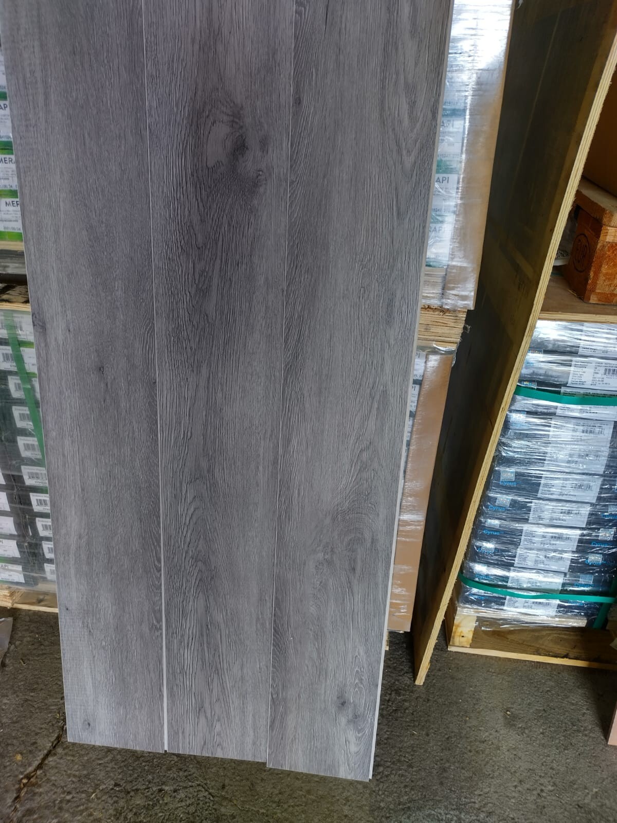 7″x48″ 5.5mm 20 mils Luxury Rigid Vinyl Plank 1 sqft