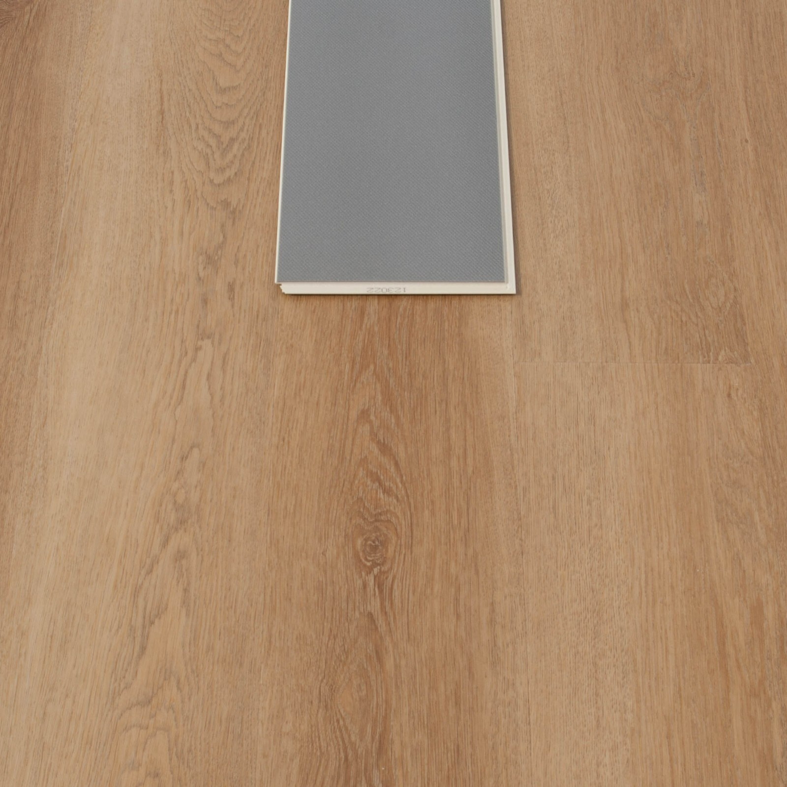 8mm Crescent Luxury Vinyl WPC Plank With IXPE Rubber Pad Sample