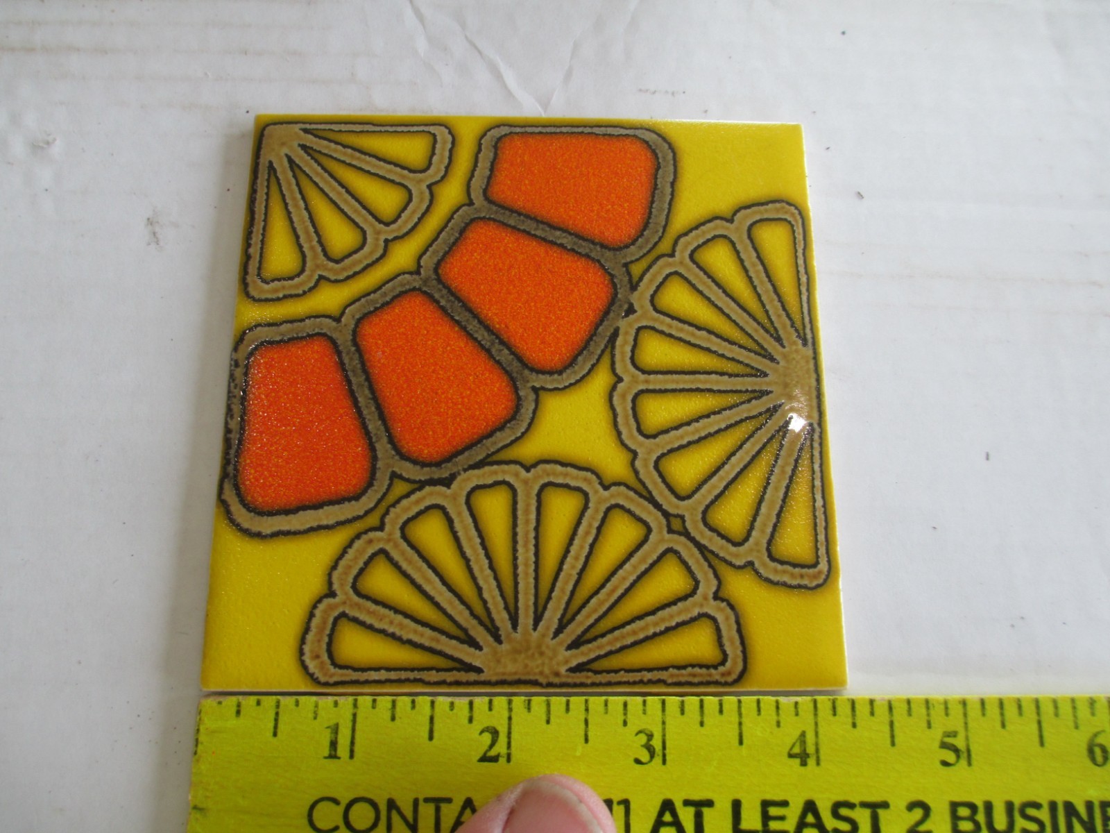 Lot of 25 – H & R Johnson “Carberra” Cristal Border Tiles 4 1/4″ C37