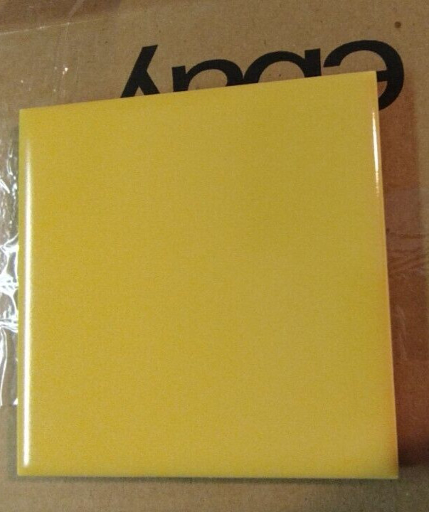 1 Wall Tile Mosaic USA 4-3/8″ Square Semi Gloss Mustard Yellow Ceramic 1950 Vtg