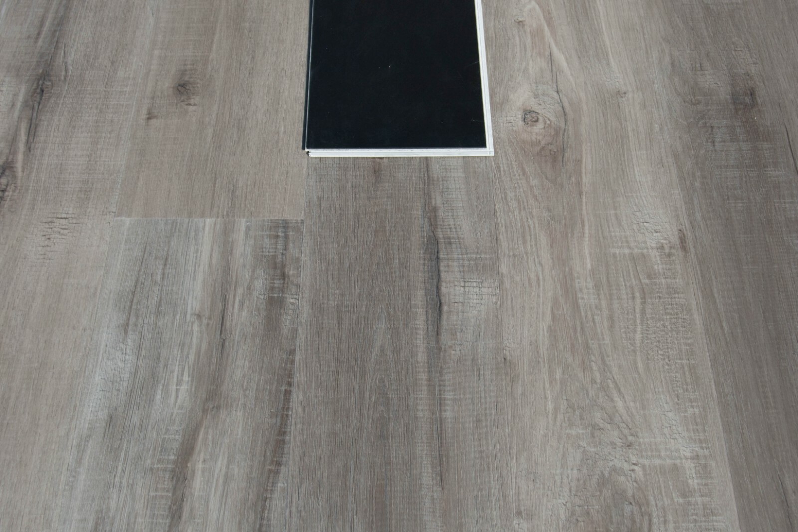 Ashford Luxury Vinyl SPC Plank With 1mm IXPE Rubber Pad Sample