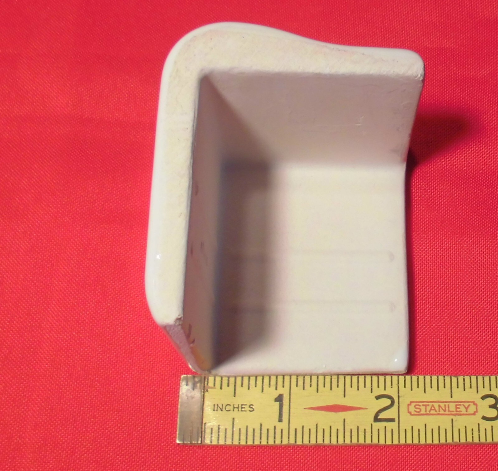 1 pc. Starting Line White: V Cap Corner Ceramic Trim Tile, Countertop Edging, AO