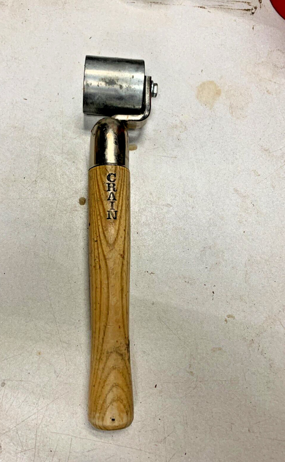 Crain 348 Square Edge Seam Roller with 9-Inch Handle