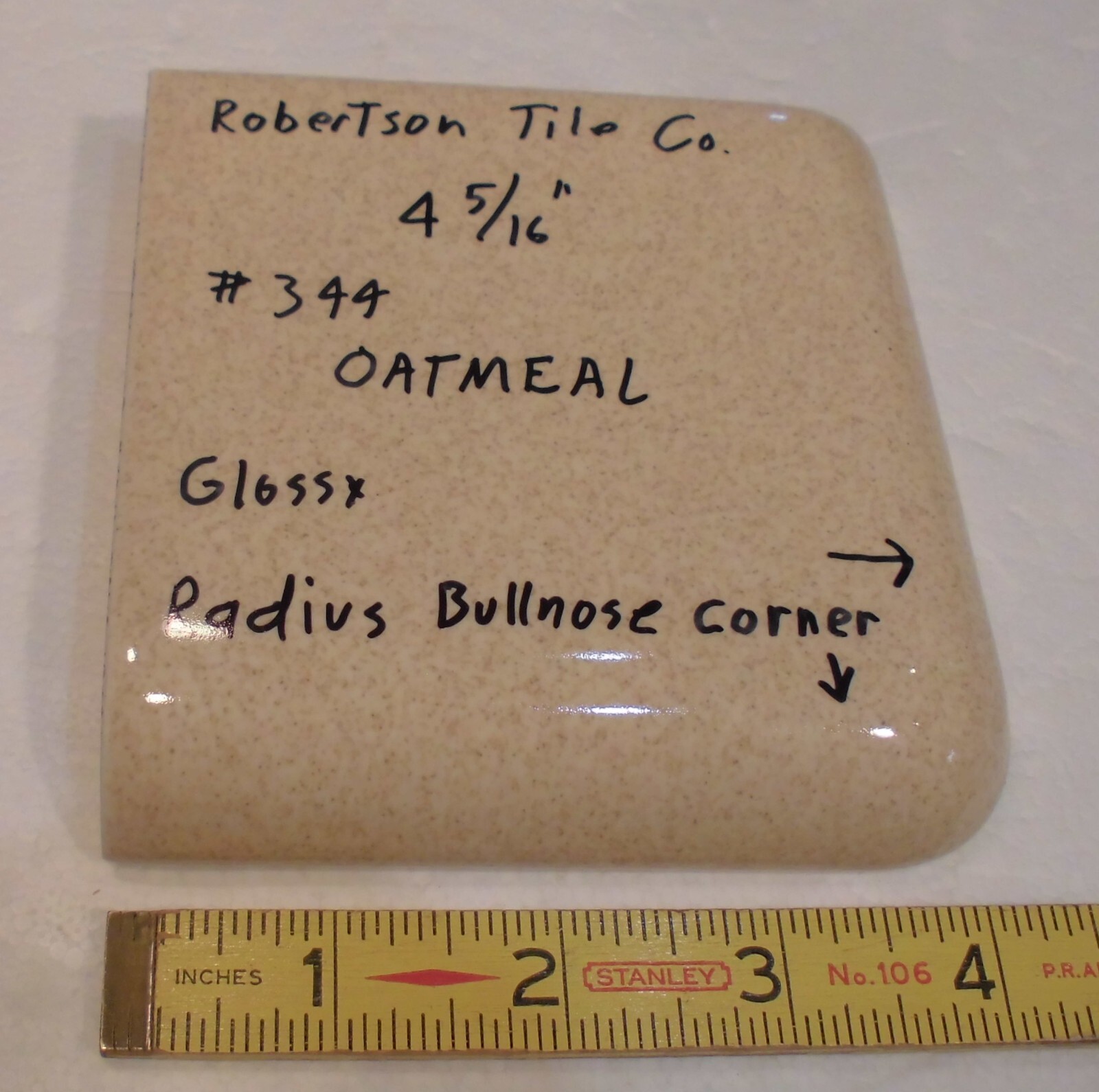 1 pc. Corner Bullnose: Oatmeal-Buckwheat Ceramic Tile Robertson 4-5/16″ Mudd Cap