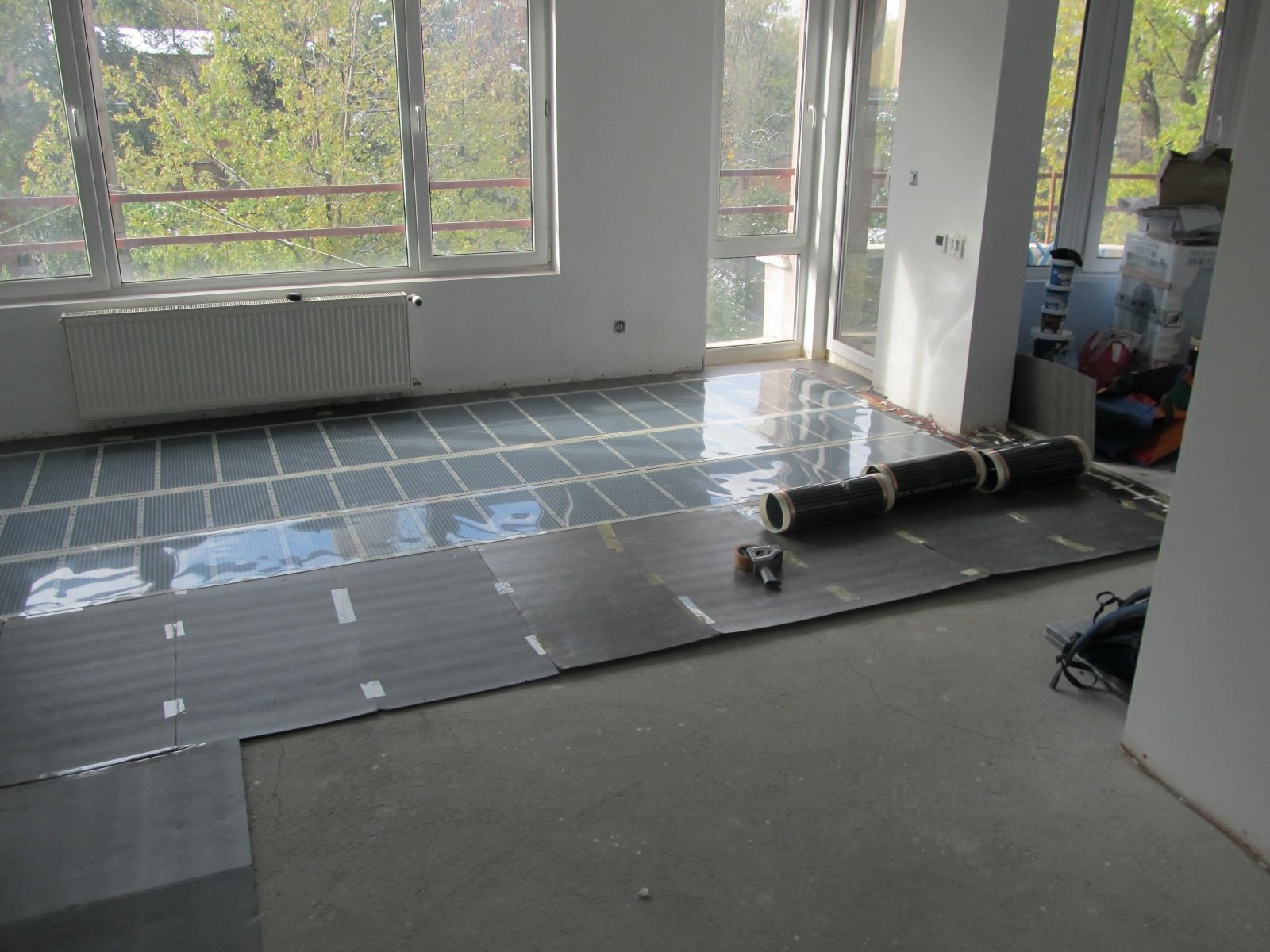 Warm Laminate Under Floor Heating System 130-141sq.ft (12-13 sq m) 230V SMART