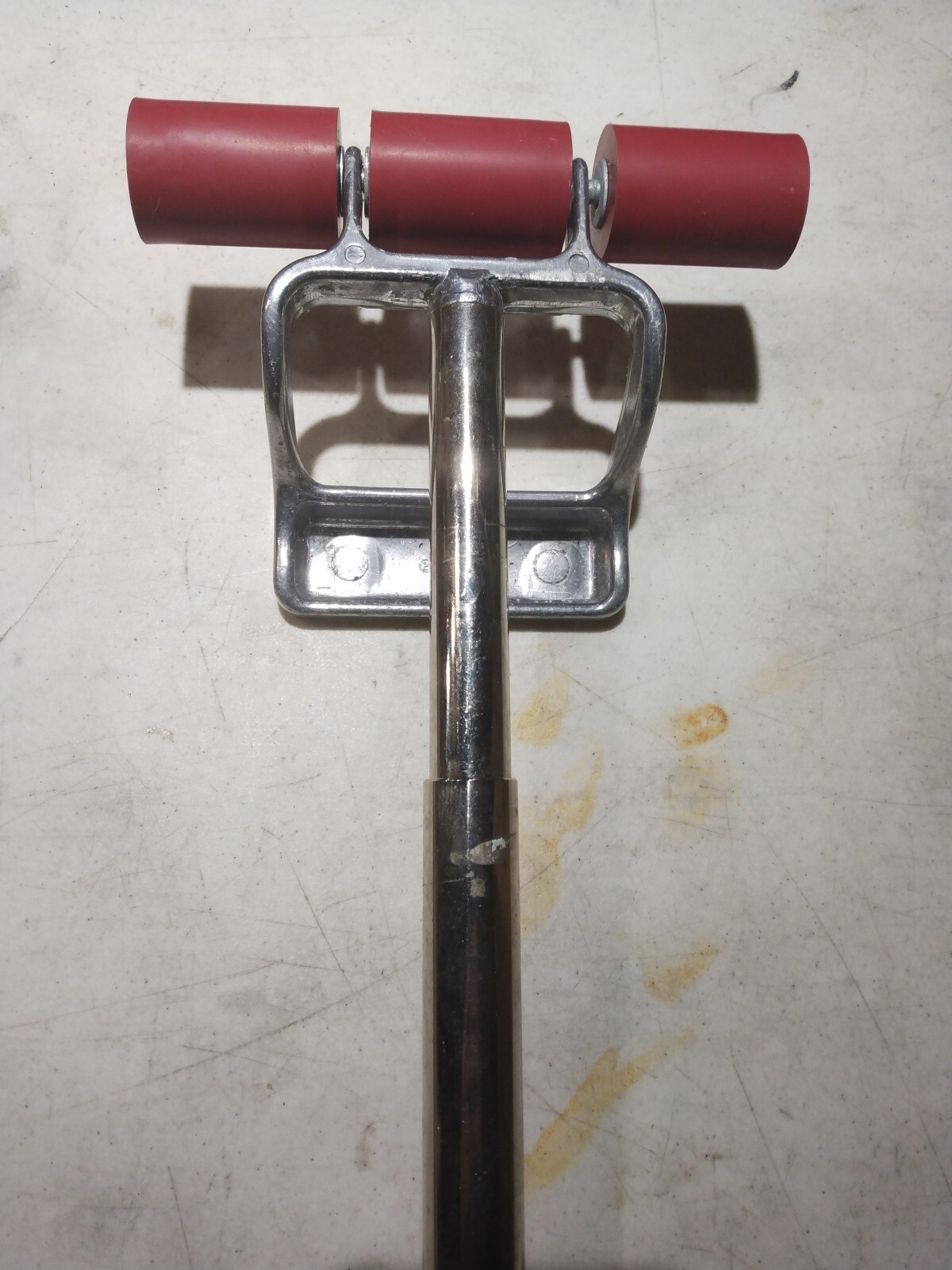 Roberts han 10-955 Light weight Compact Extendable Handle Floor Roller