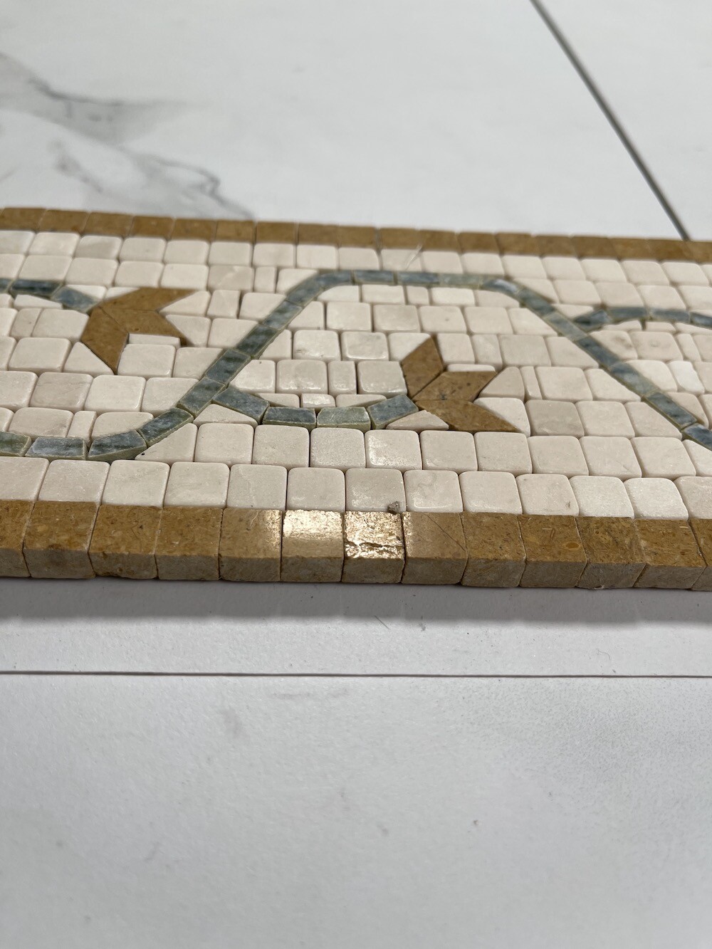 B4665T Marble Mosaic Border Listello Accent Tile Edera Antique 4×11 Tumbled