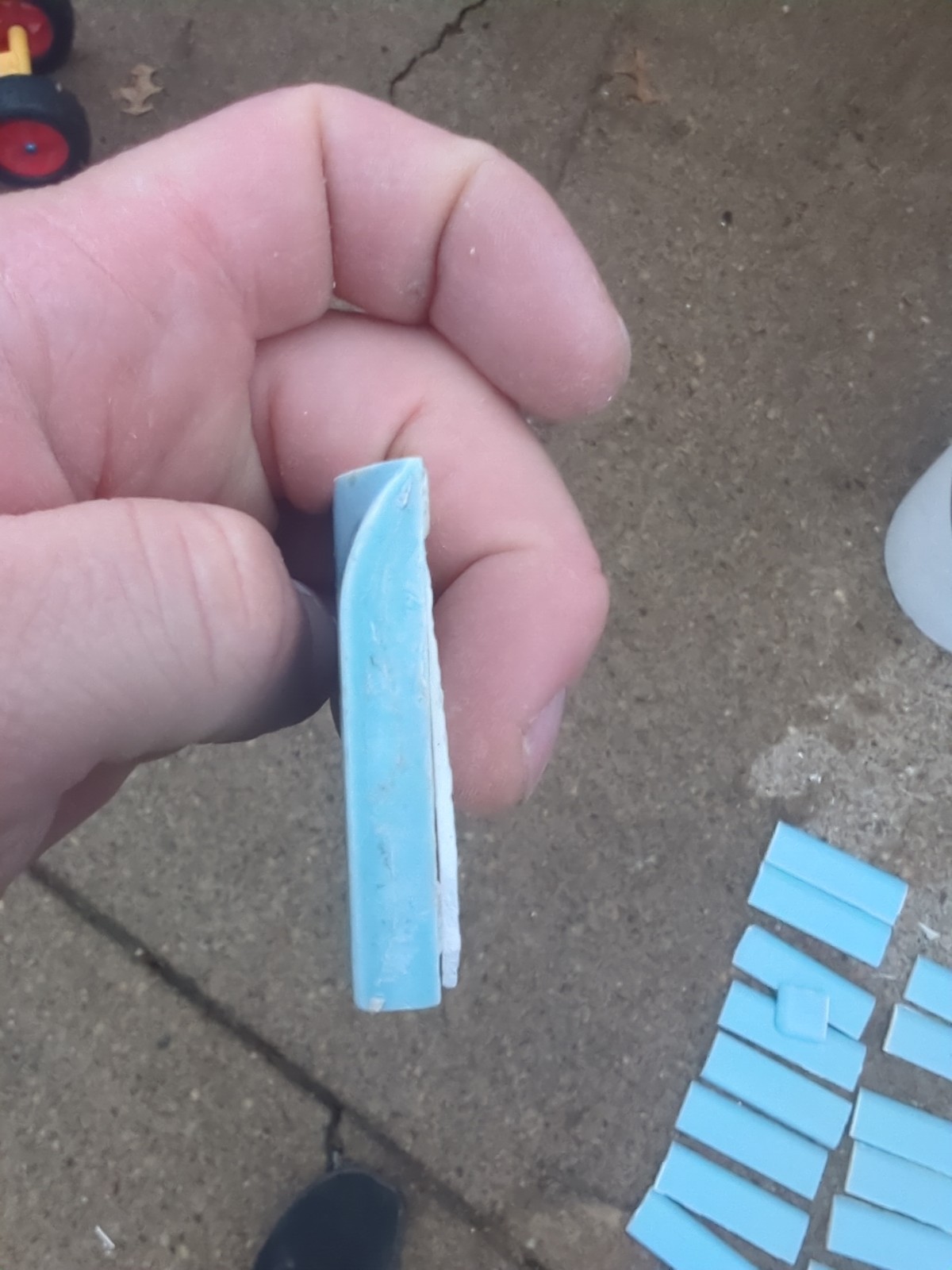 1 Pc. Blue 2″ X 2″ Glossy Ceramic Radius Bullnose Inside Corner Tiles