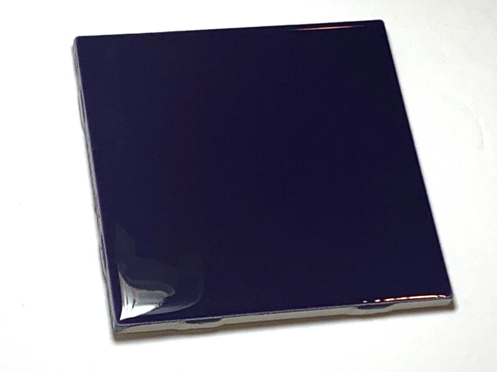 NEW DALTILE CERAMIC 4 1/4″ X 4 1/4″ FED EX PURPLE GLOSS
