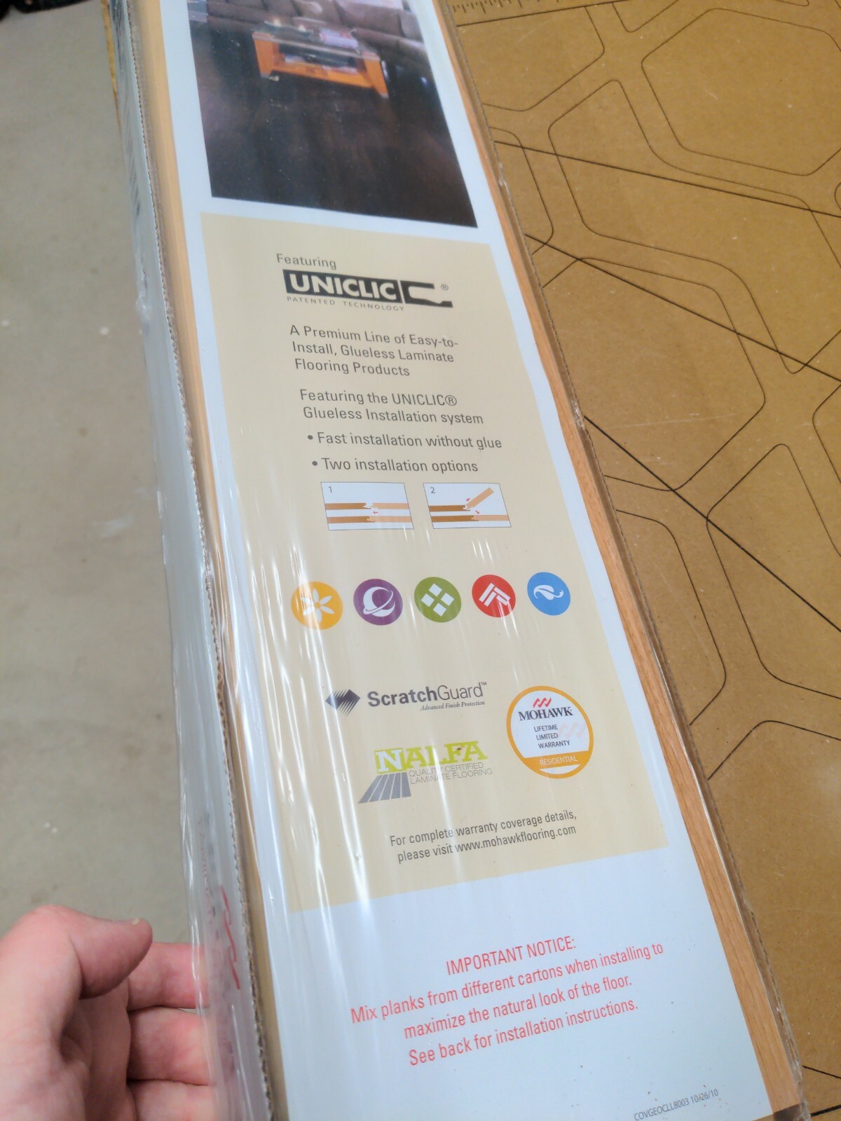 Mohawk Laminate Flooring [NATURAL CHERRY] Brand New Plank MO2L2