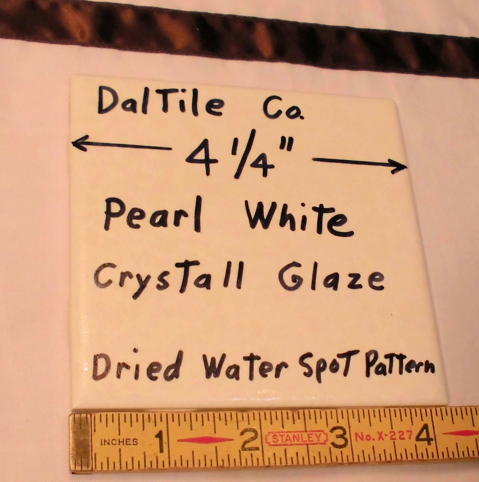 1 pc. *Pearl White* Ceramic Tile by Daltile 4-1/4″ Crystall Glaze, New 1990’s